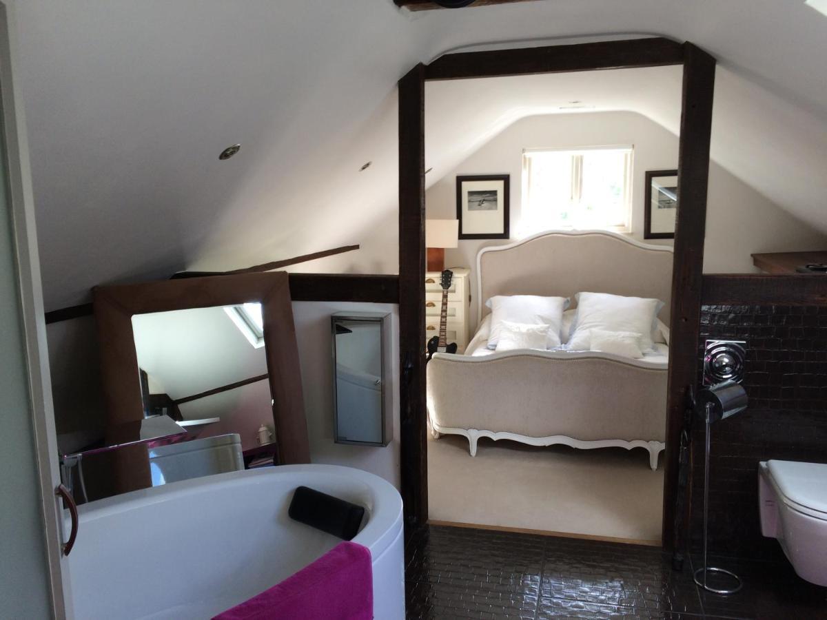 Castle Mill Bed And Breakfast Dorking Eksteriør bilde