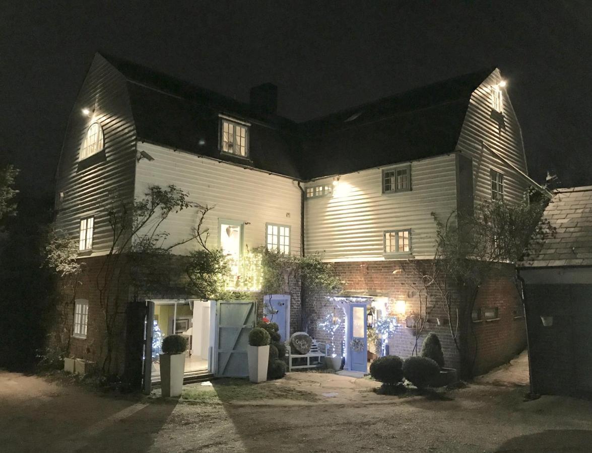 Castle Mill Bed And Breakfast Dorking Eksteriør bilde